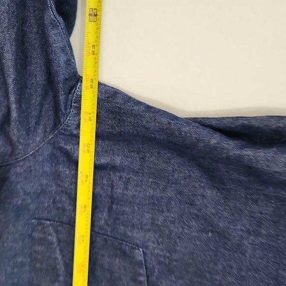 Dockers Shirt Womens size L denim button top - Picture 7 of 8